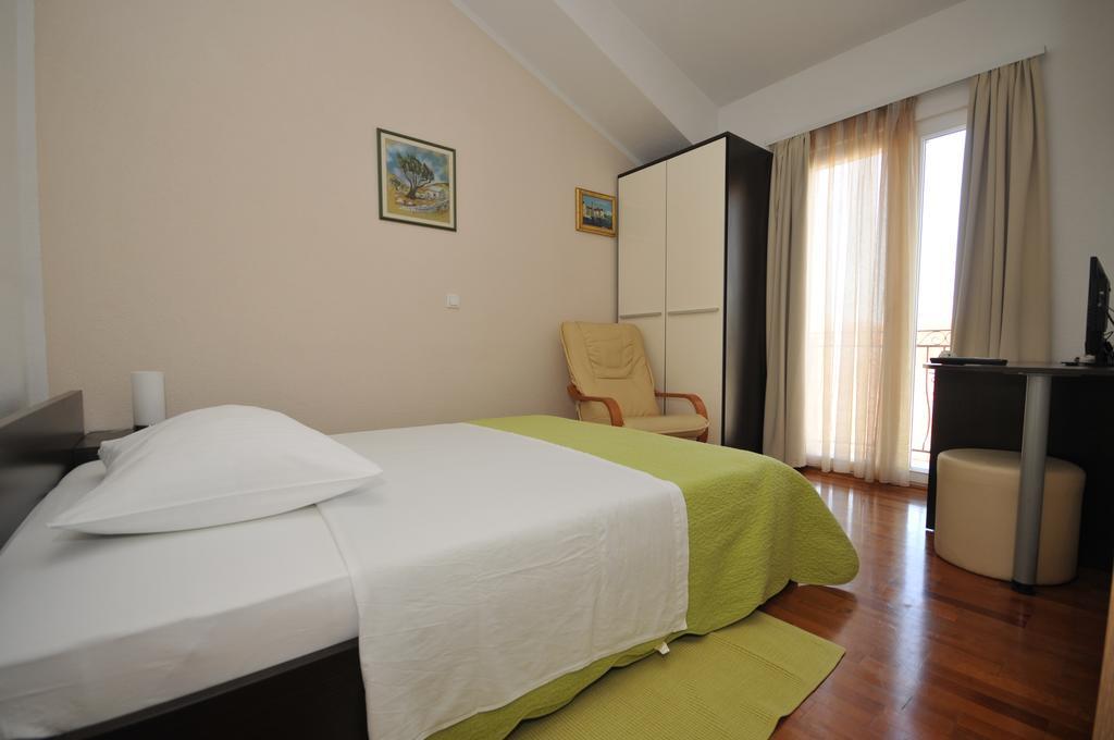 Apartments & Rooms Villa Maslina 特罗吉尔 外观 照片