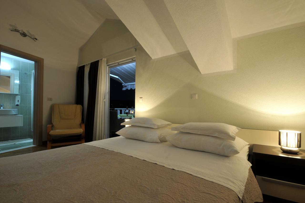 Apartments & Rooms Villa Maslina 特罗吉尔 外观 照片