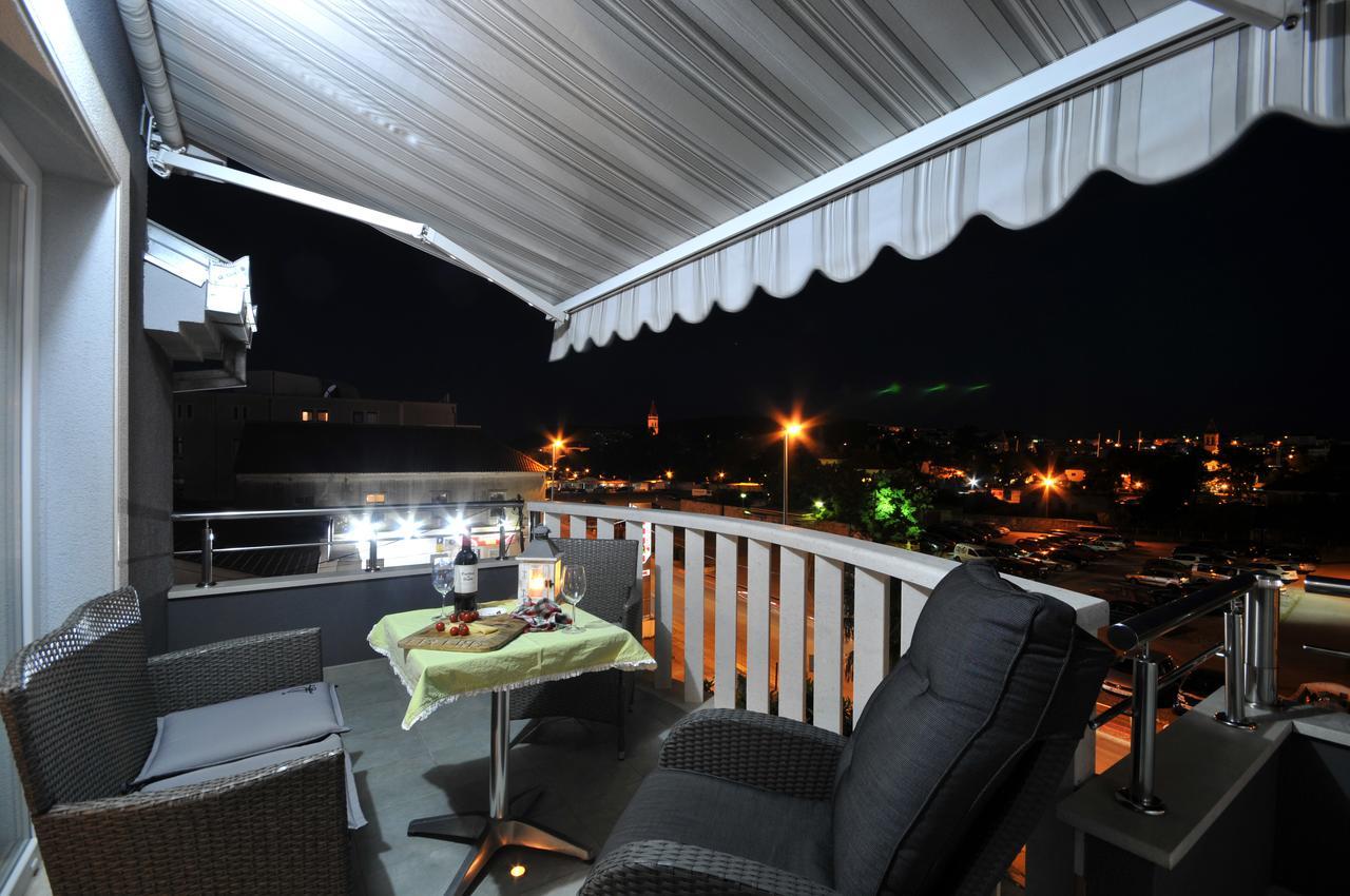 Apartments & Rooms Villa Maslina 特罗吉尔 外观 照片